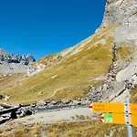 Daire Ski-in Ski-out Direkt An Piste Und Liften - 3-room Stenna Selva