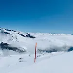 Ski-in Ski-out Direkt An Piste Und Liften - 3-room Stenna Selva