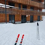 Appartement Ski-in Ski-out Direkt An Piste Und Liften - 3-room Stenna Selva Flims