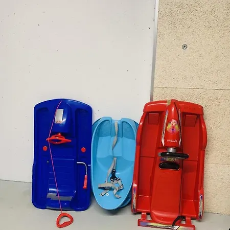 Sunny Stenna Selva 3-room Ski-in Ski-out Right By The Slopes & Lifts * Flims