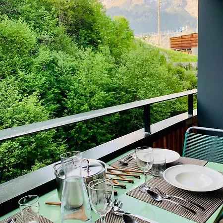 Sunny Stenna Selva 3-room Ski-in Ski-out Right By The Slopes & Lifts *