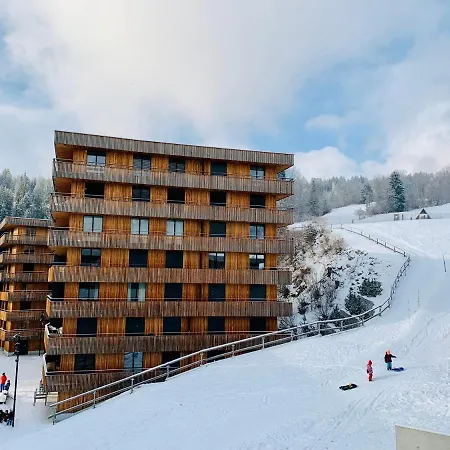 Sunny Stenna Selva 3-room Ski-in Ski-out Right By The Slopes & Lifts