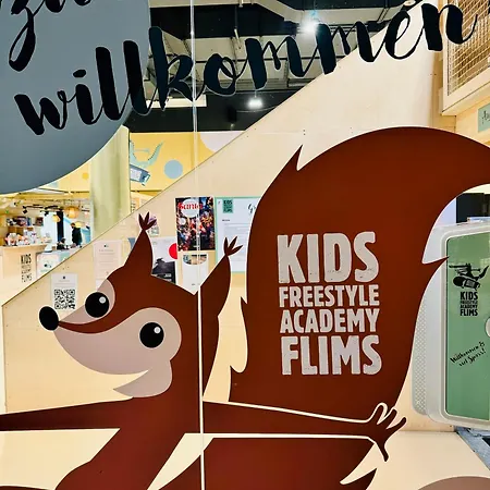 Sunny Stenna Selva 3-room Ski-in Ski-out Right By The Slopes & Lifts * Flims