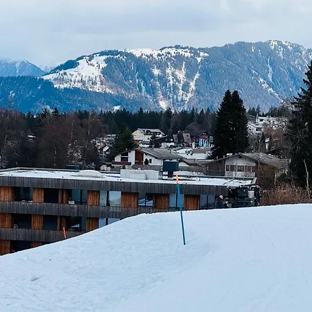 Ski-in Ski-out Direkt An Piste Und Liften - 3-room Stenna Selva
