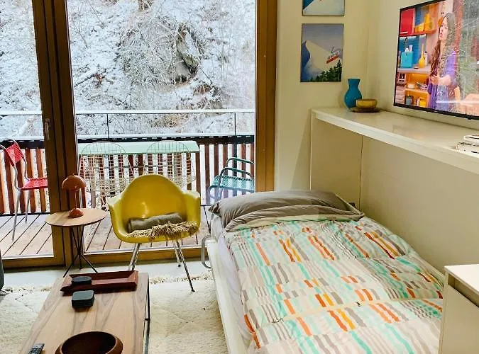 Ski-in Ski-out Direkt An Piste Und Liften - 3-room Stenna Selva