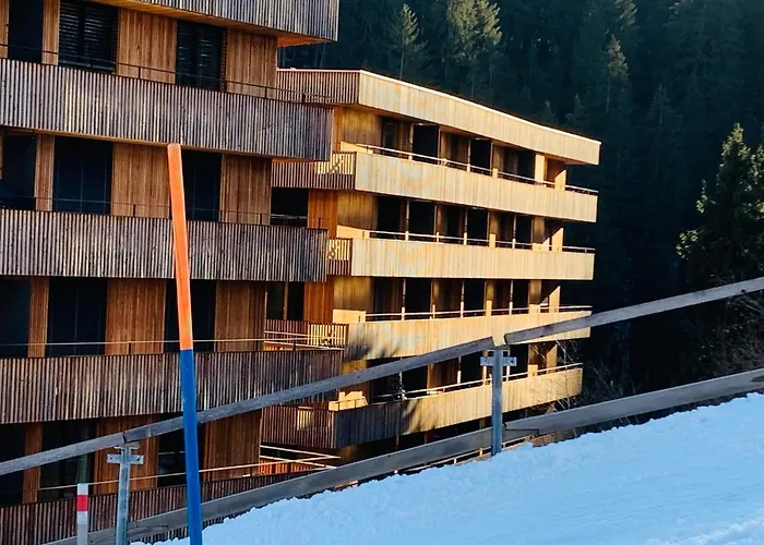 Ski-in Ski-out Direkt An Piste Und Liften - 3-room Stenna Selva