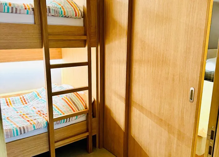 Ski-in Ski-out Direkt An Piste Und Liften - 3-room Stenna Selva