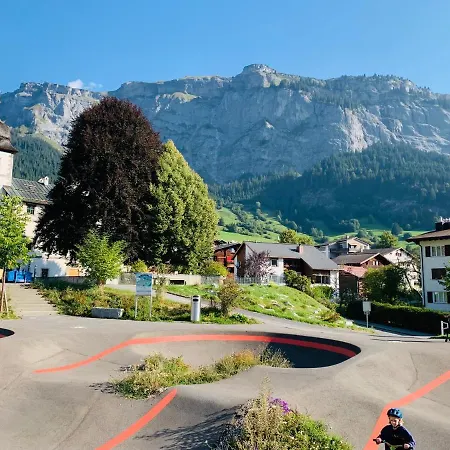 Sunny Stenna Selva 3-room Ski-in Ski-out Right By The Slopes & Lifts Διαμέρισμα