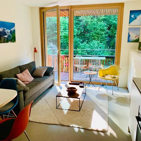 Apartment Ski-in & -out Stenna Selva 3-room Next To Lifts & Pistes Flims