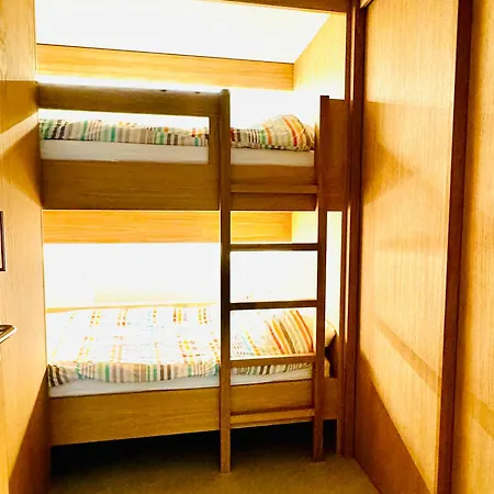 Ski-in & -out Stenna Selva 3-room Next To Lifts & Pistes Flims