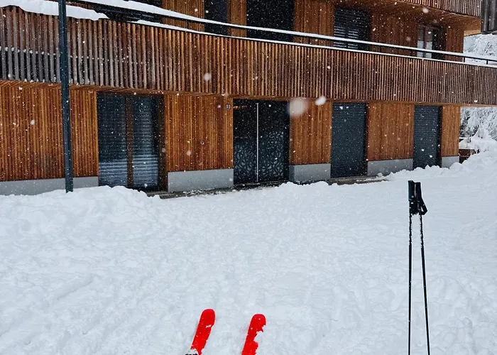 Appartement Ski-in Ski-out Direkt An Piste Und Liften - 3-room Stenna Selva Flims
